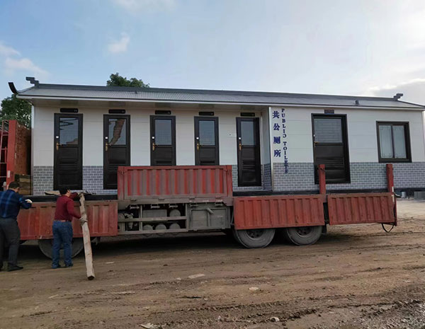 移動(dòng)衛(wèi)生間運(yùn)輸案例