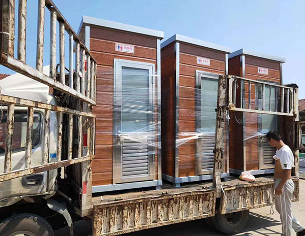 移動(dòng)衛(wèi)生間運(yùn)輸案例